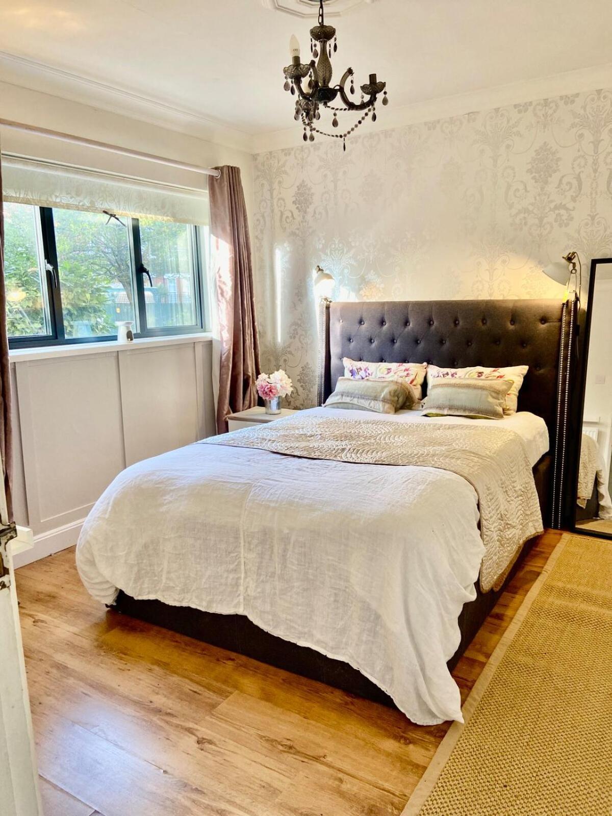Apartment Tranquil Garden 2 Dbl Bed *